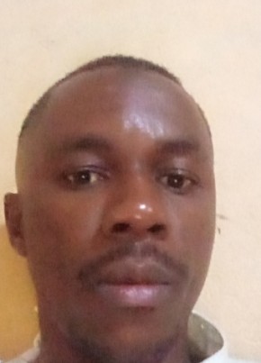 Emmanuel, 36, République de Côte d’Ivoire, Issia