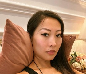 Melony, 41, Paris