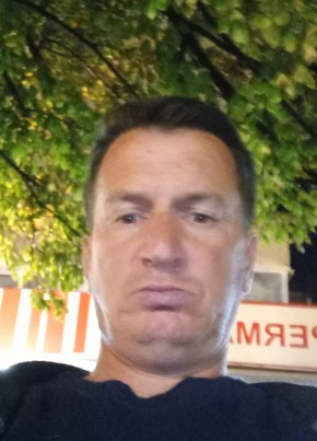 Marius, 46, Romania, Câmpina