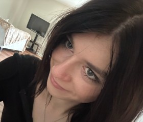 Alina, 19, Sterling Heights