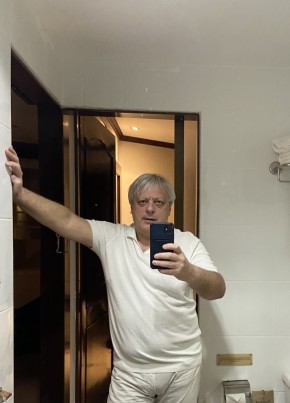 Роман из חיפה 52 года