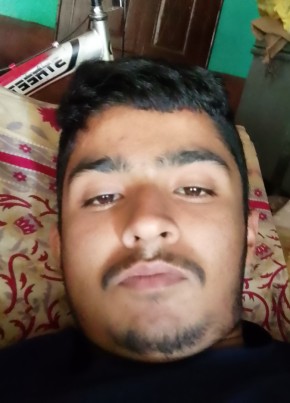 Akshay Kumar, 19, India, Shimla