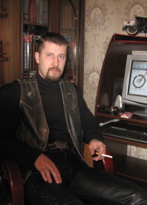 Максим, 47, Россия, 