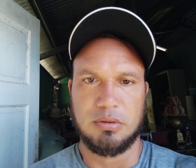 Juan, 38 лет, Arima