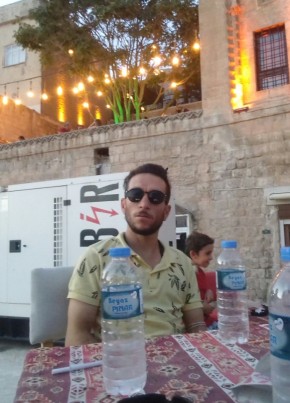 Ahmet, 21, Türkiye Cumhuriyeti, Mardin