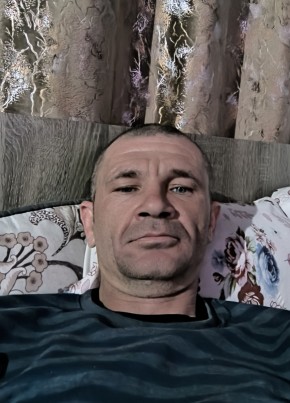 Анатолий из Бишкека 45 лет