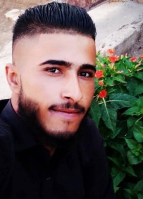 يزن из Nusaybin 18 лет