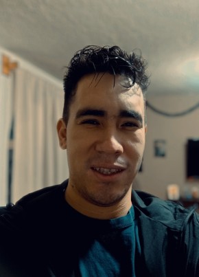 Josué из León 28 лет