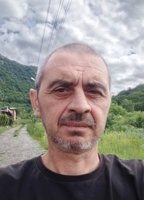 Руслан из Беслана 48 лет