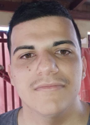 Daniel, 21, Brazil, Barretos