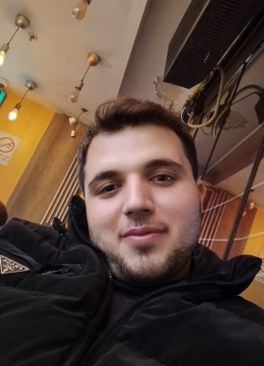 Mehmet Mustafa из Esenyurt 26 лет