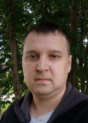 Евгений из Тихвина 32 года