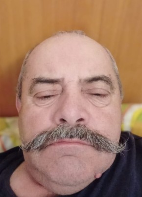 Nelu, 51, Romania, București