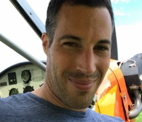 Jan, 46, Jona