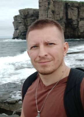 Антон из Магадана 38 лет