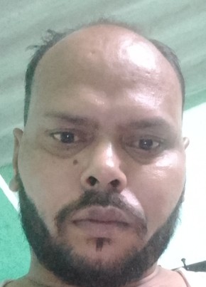 Omveer Singh, 33, India, Delhi