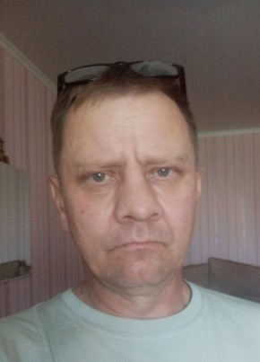 Евгений из Петропавла 52 года