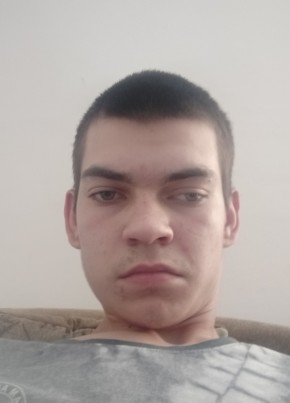 Игорь, 19, Россия, Отрадный