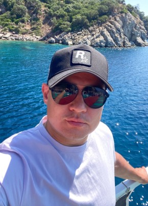 Михаил из Холмска 36 лет