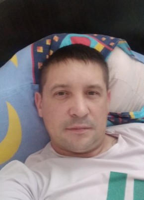 Максим из Выксы 39 лет