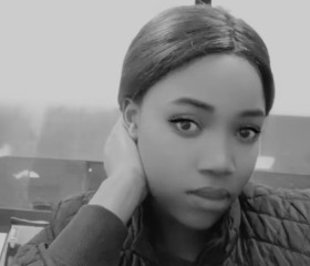 Anathi, 22, Port Elizabeth
