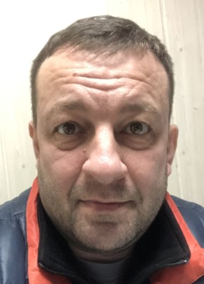 Роман из Бронницы 36 лет