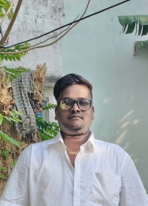 Sakthivel, 21, India, Kanchipuram