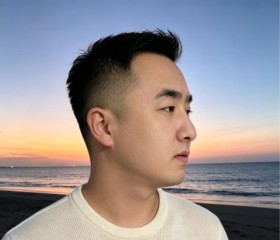 Listen, 28, Beijing
