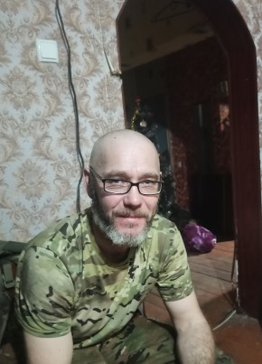 Dmitriy Khortov, 42, Spain, Madrid