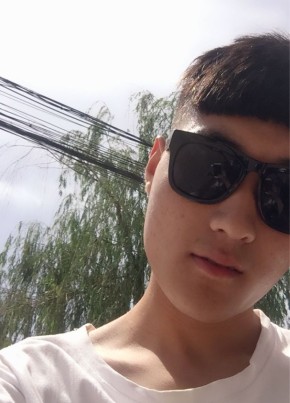 王越翰, 24, 中华人民共和国, 邯郸市