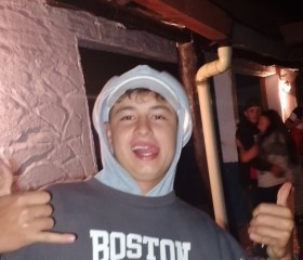 Daniel García, 20, Mucumpiz