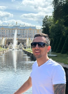 Матвей из Санкт-Петербурга 22 года