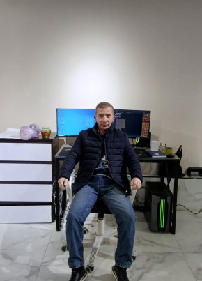 Андрей Бочаров из Toshkent 51 год