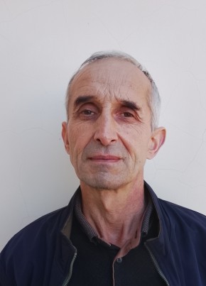 Атохон Баховадин из Абинска 18 лет
