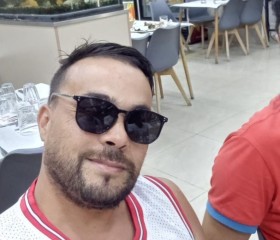 omar, 27, Blida