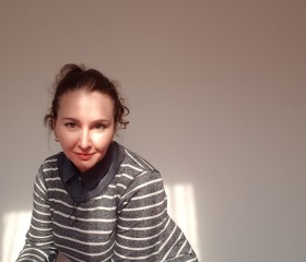 Julia , 49, Enkhuizen