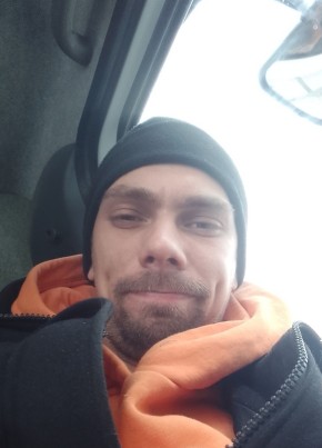 Artur, 34, Belarus, Navapolatsk