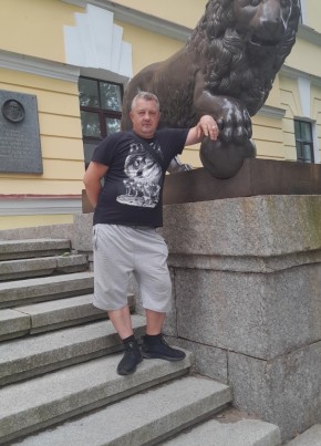 Виталий из Чудово 51 год