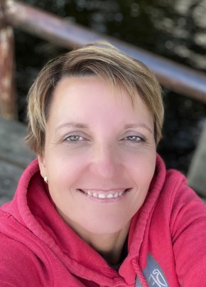 Irina, 46, Russia, Saint Petersburg