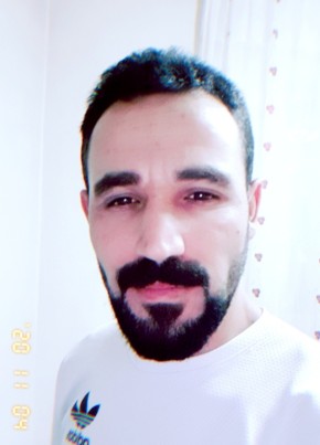 Arda, 34, Türkiye Cumhuriyeti, Çayırşeyhi
