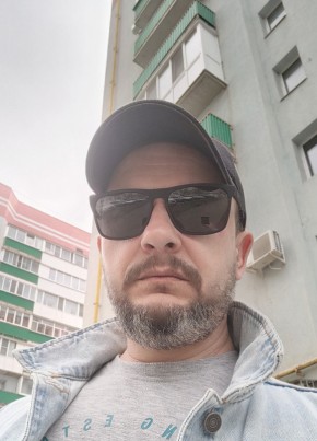 Andrey, 45, Russia, Saratov