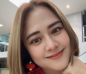 poy, 36, Khlong Luang