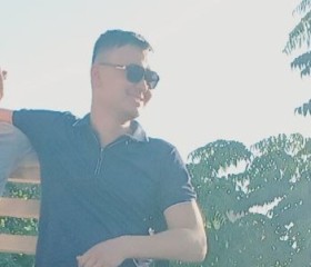 Doston Tursunov, 31, Olmaliq