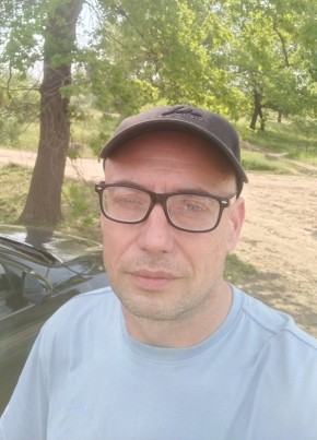 Сергей из Волгограда 45 лет
