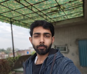 Haseeb, 23, Gujranwala
