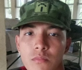 ANTONIO, 21, Guayaquil