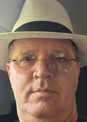 Maurício из Goiânia 61 год