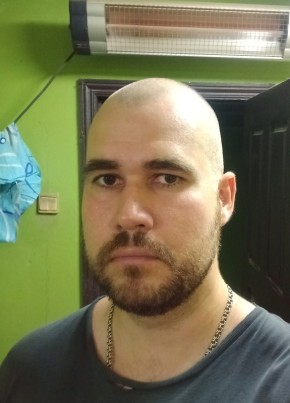 Андрей из Армянска 33 года