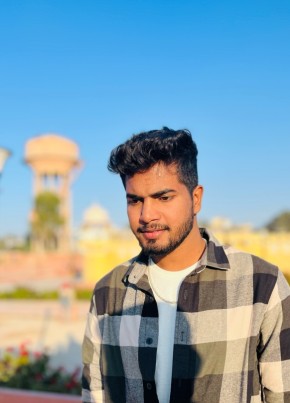JAHID, 20, India, Delhi