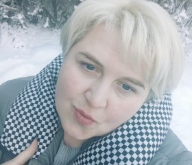 Lyubov, 41, Kommunar